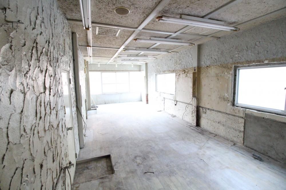 �y���̑������E�X�y�[�X�z�@