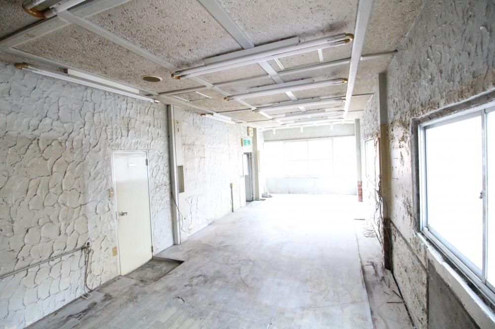 �y���̑������E�X�y�[�X�z�@