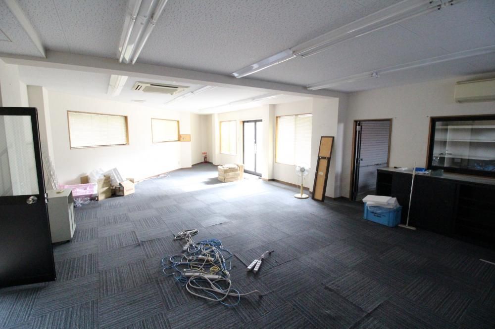 �y���̑������E�X�y�[�X�z�@