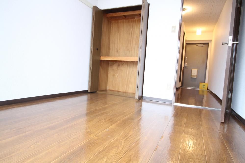 �y�Q���z�@