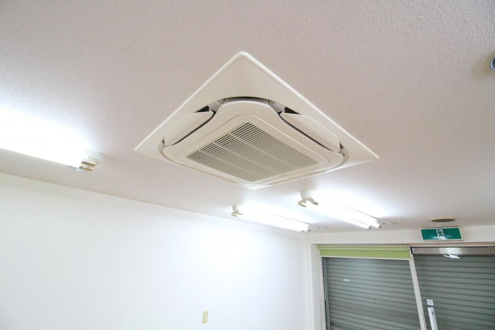 �y���̑��ݔ��z�@