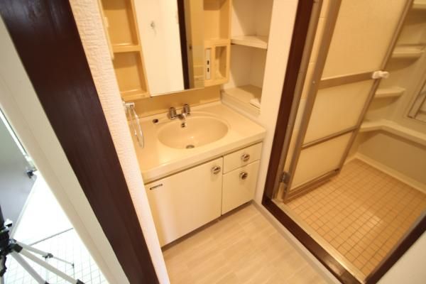 �y���ʏ��z�@