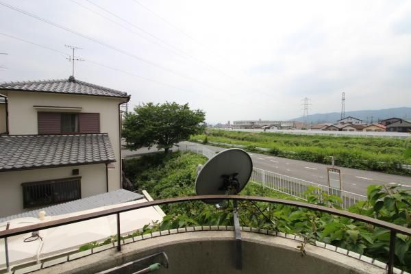 �y���]�z�@