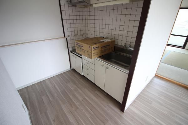 �y�L�b�`���z�@