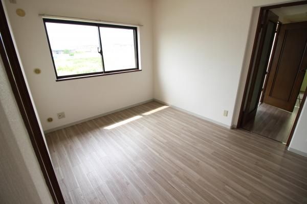 �y�����E���r���O�z�@